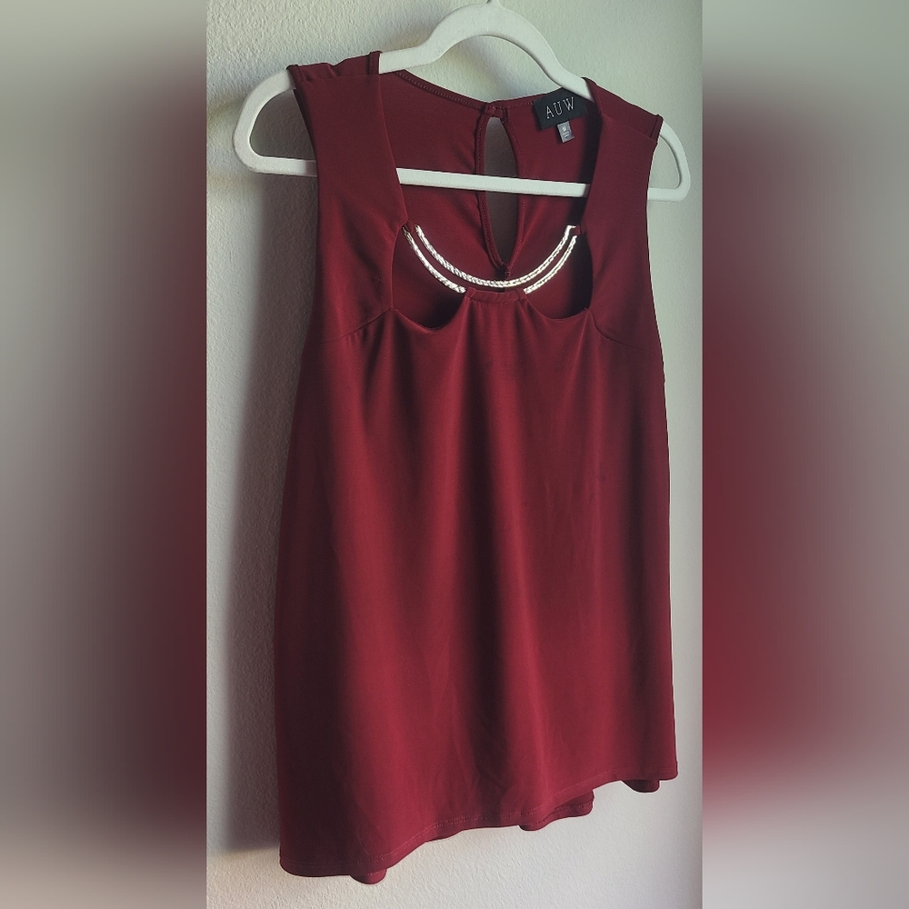 Auw - Women’s Maroon Sleeveless Blouse, Sz M View 3